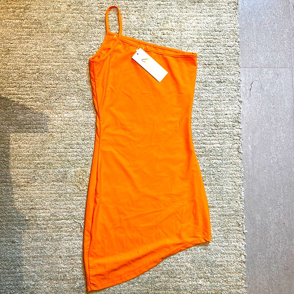 Mini orange dress. NEW ! Never used